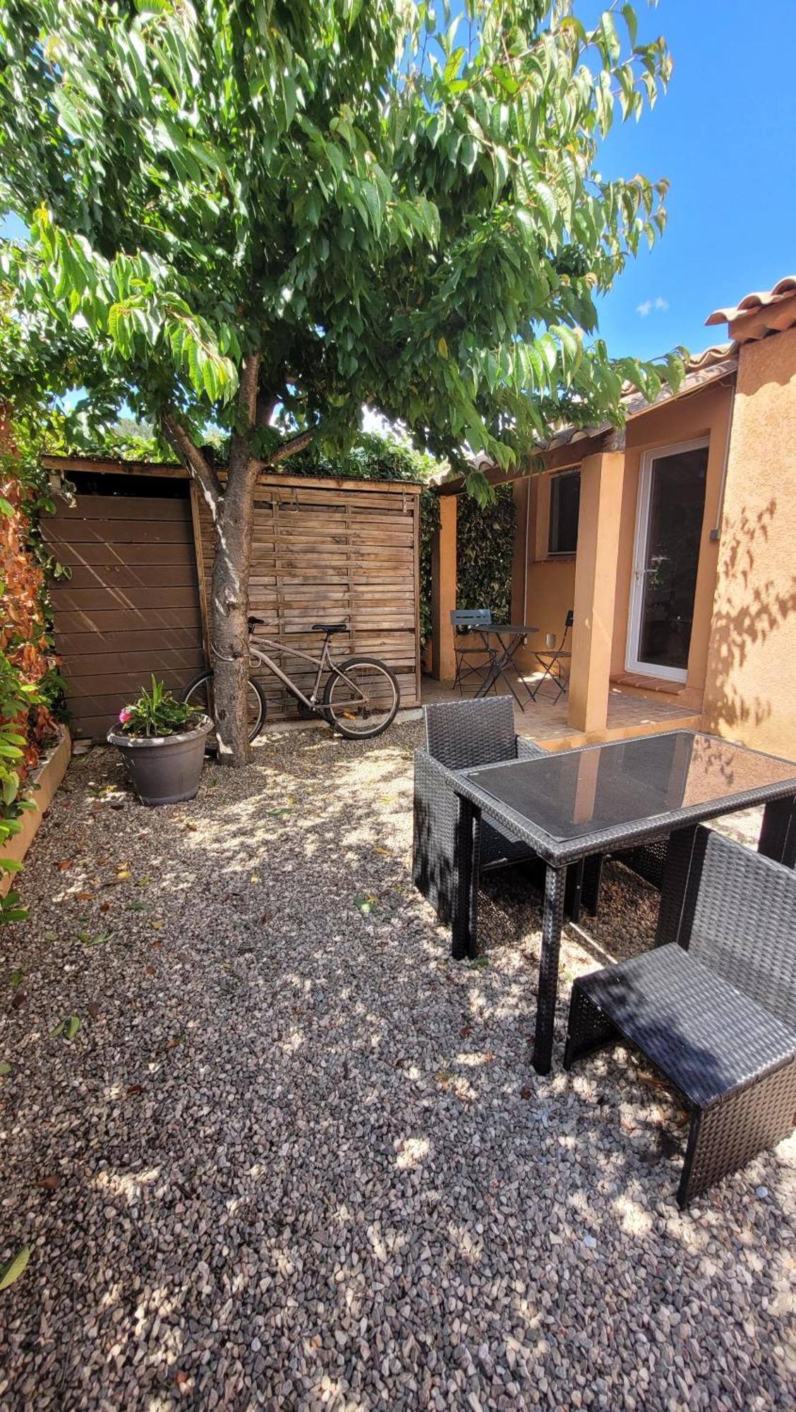 Le Petit Chez Nous Gite Climatise Jardin Pignans Extérieur photo